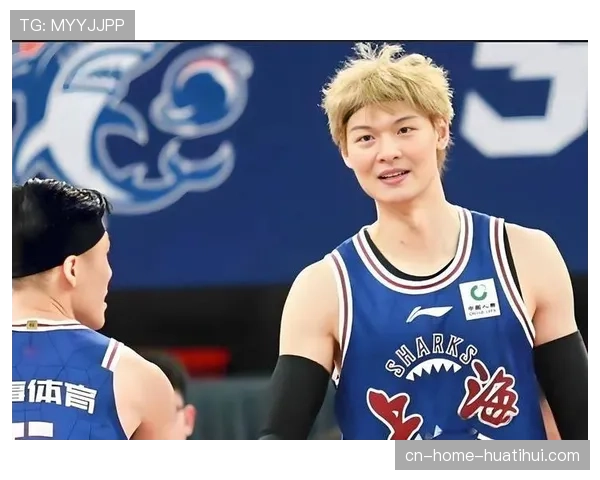 上海久事豪华外援组合发力 王哲林张镇麟本土核心稳定输出 上海久事豪华外援组合发力 王哲林张镇麟本土核心稳定输出